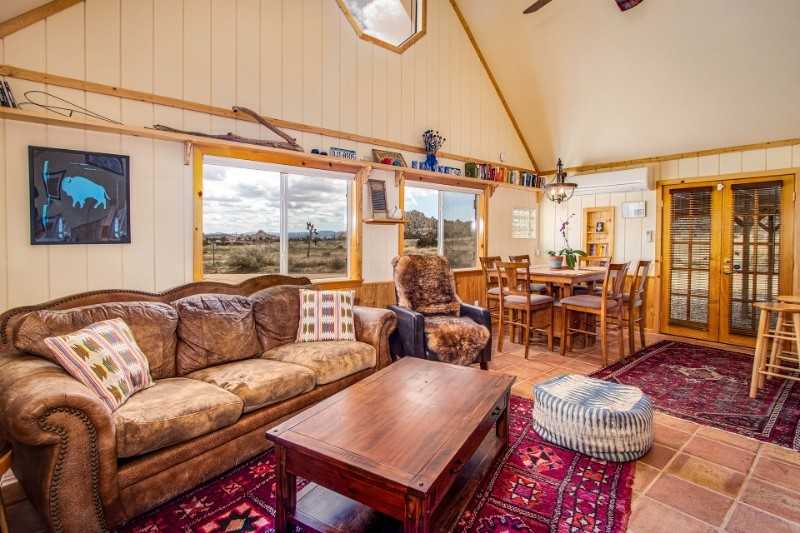 5031 Tom Mix Rd - Photo 5 of 42