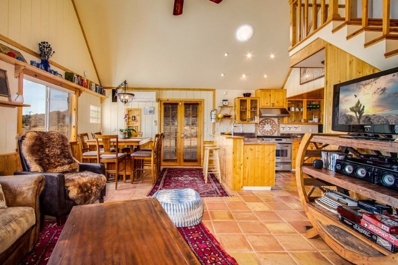 5031 Tom Mix Rd - Photo 6 of 42