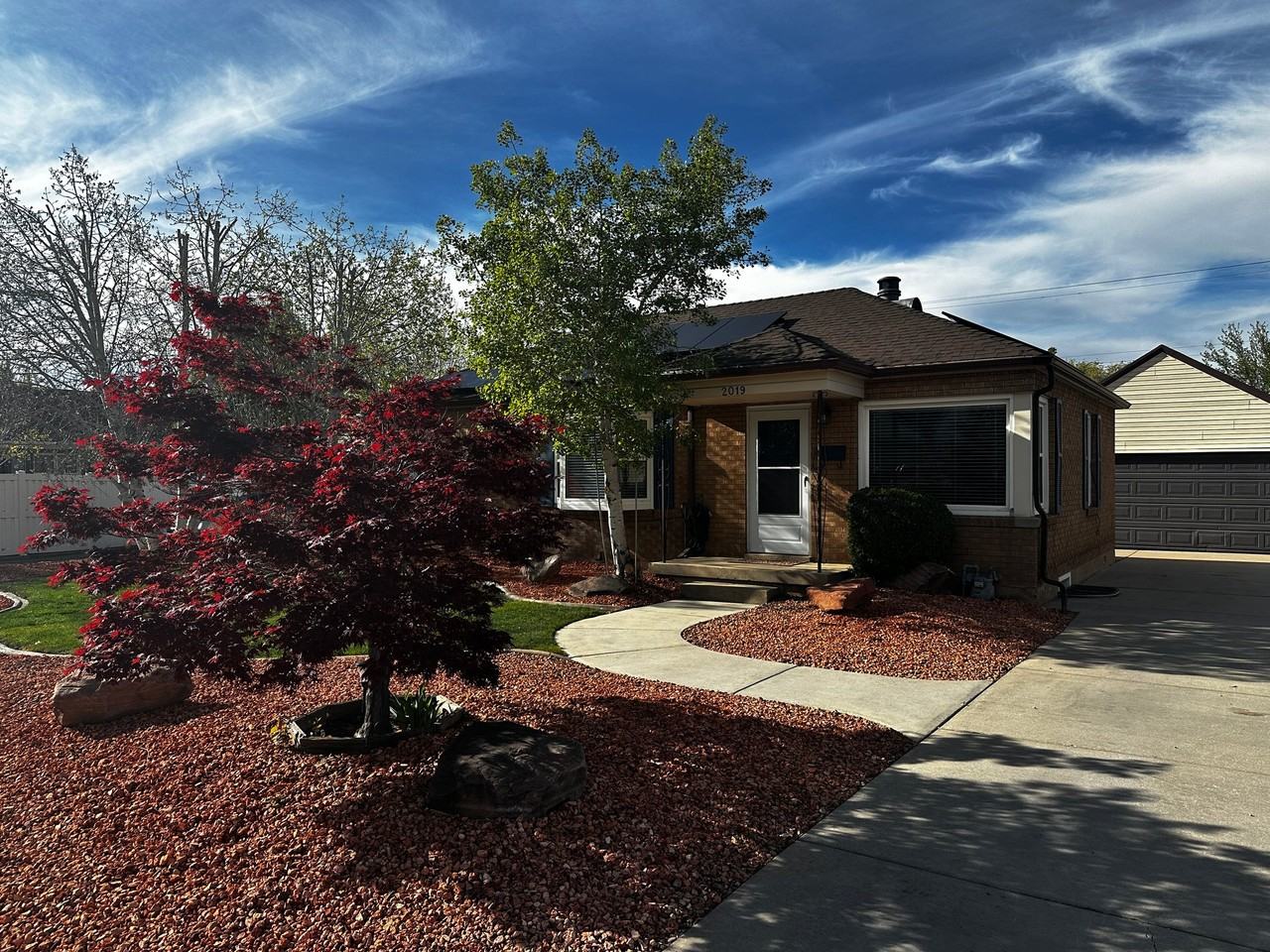 2019 E Lambourne Ave - Photo 2 of 43