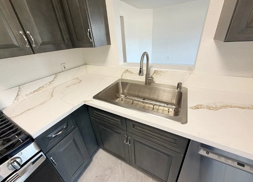 3119 Foothill Blvd #4 - Photo 5 of 42