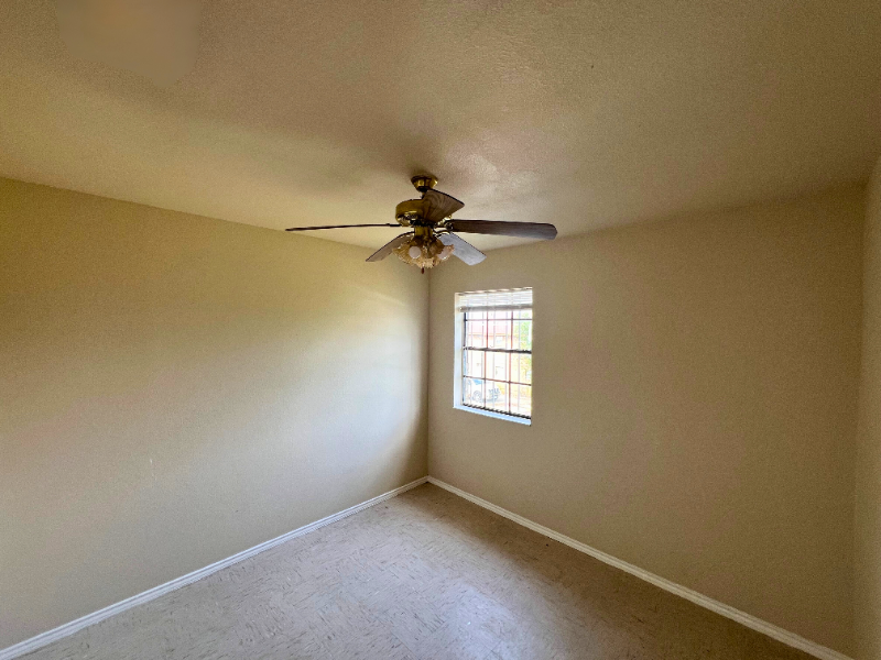 3103 E Price St - Photo 2 of 3