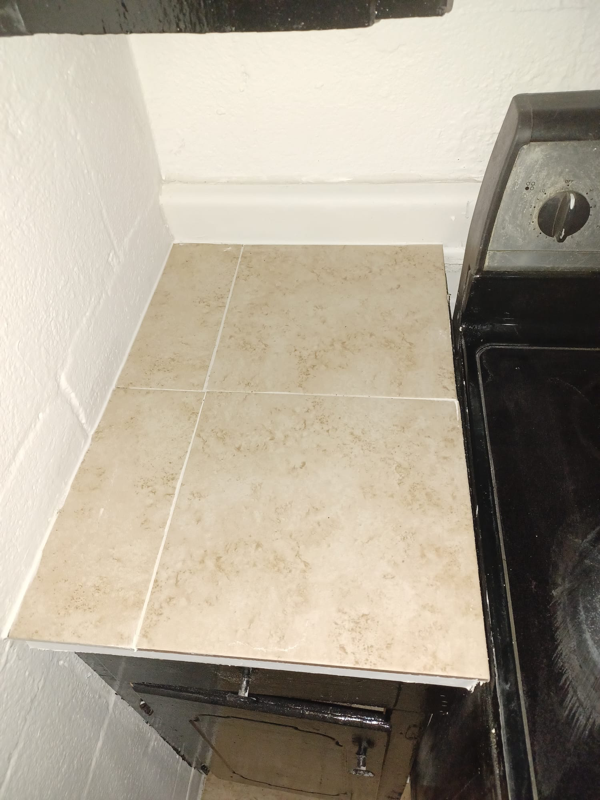 906 W Lucas #2 - Photo 3 of 17