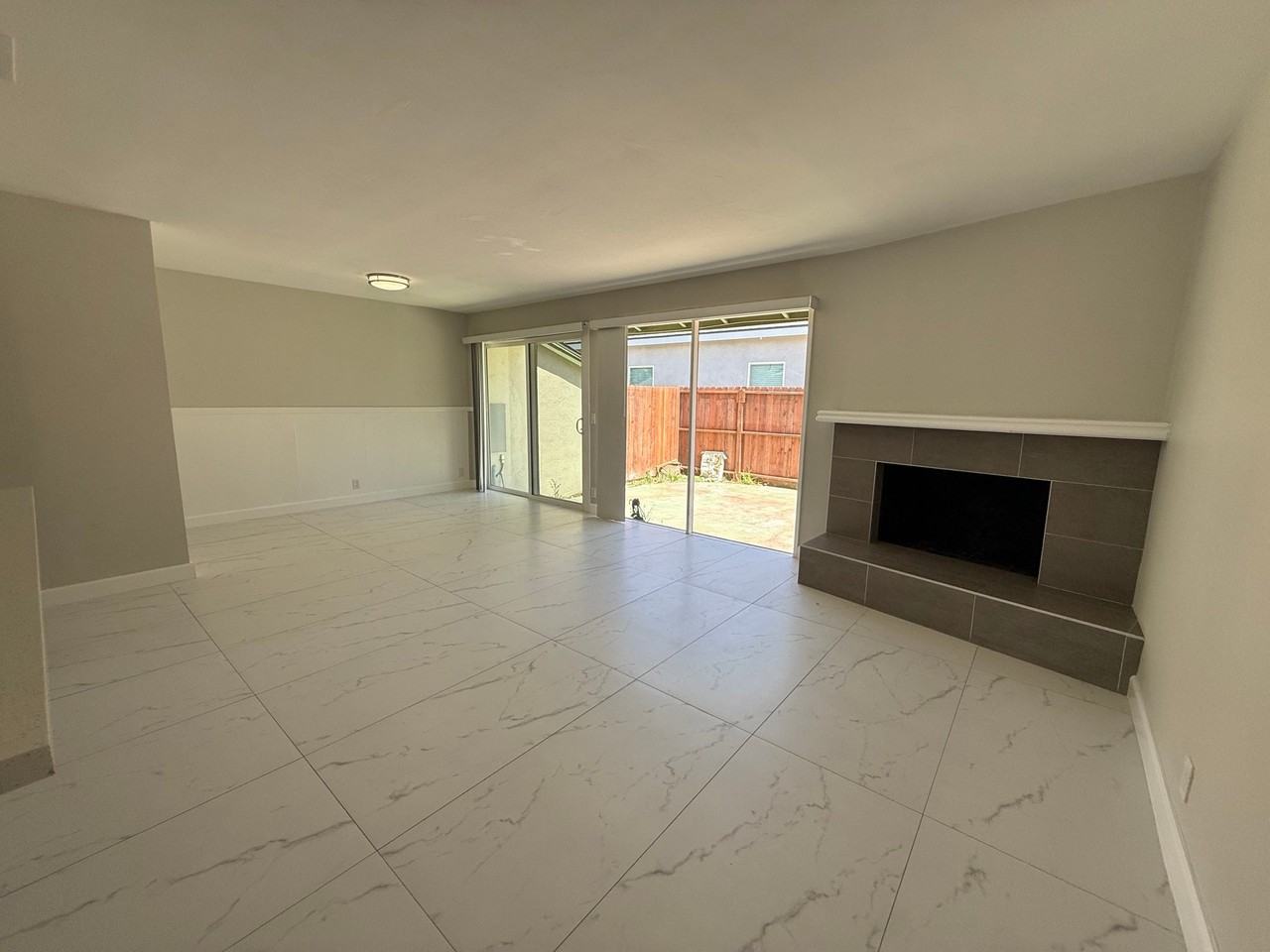 11092 Dallas Dr - Photo 3 of 20