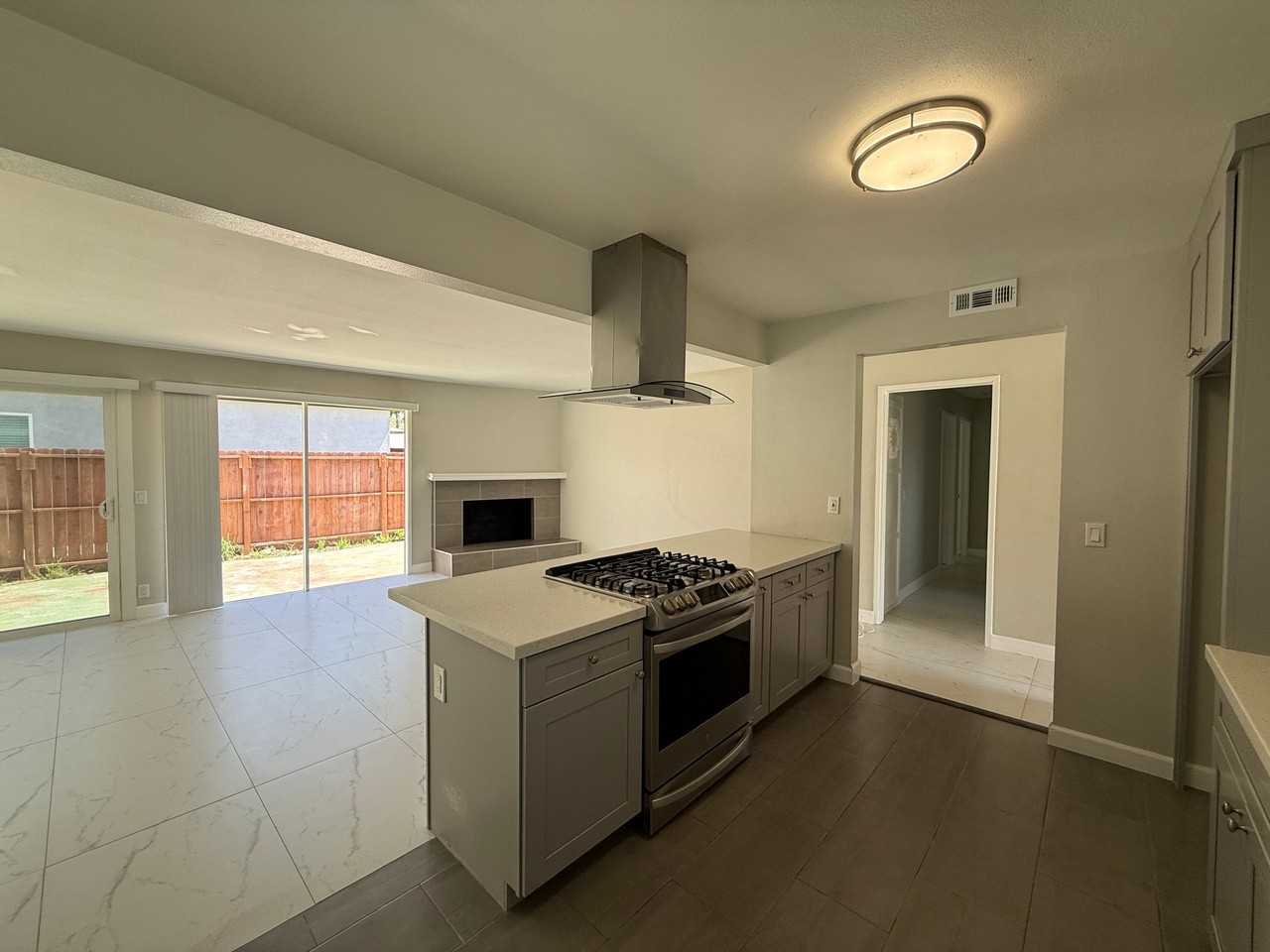 11092 Dallas Dr - Photo 5 of 20