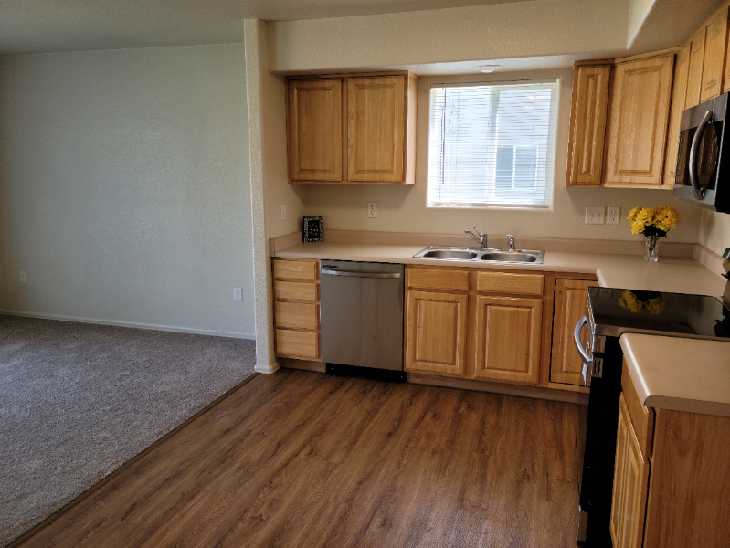 3619 Bobcat Ln - Photo 3 of 18