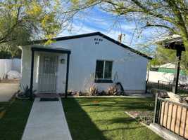 featured image of 2019 E Silver St #R