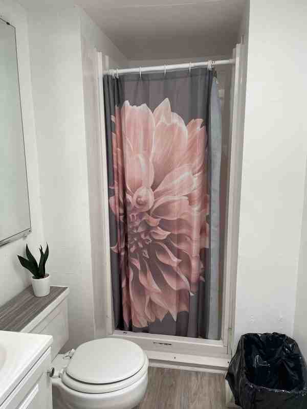 423 Central Ave #5 - Photo 2 of 3