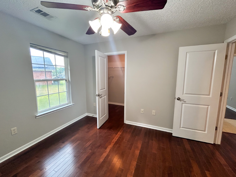 228 Cobble Stone Ln - Photo 6 of 32