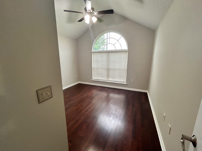 228 Cobble Stone Ln - Photo 7 of 32