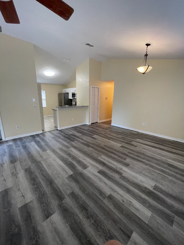 2704 E 19th Ave - Photo 5 of 19