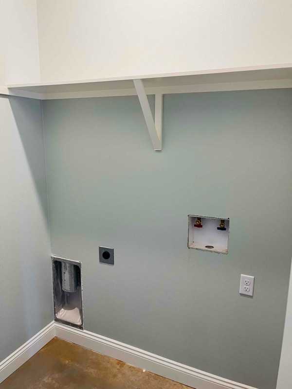 2515 Barbara St #9 - Photo 7 of 8