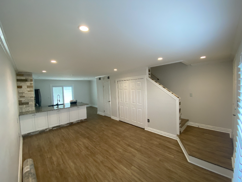 11811 Cypress Hill Cir - Photo 3 of 19