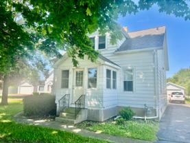 1032 N Rapids Rd - Photo 1 of 1