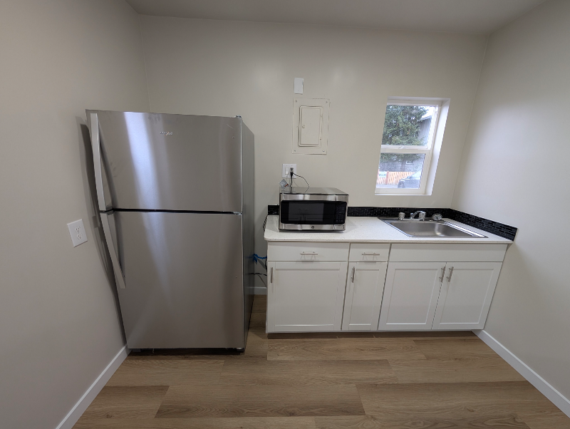 1705 Lombard Ave #1707 - Photo 3 of 15