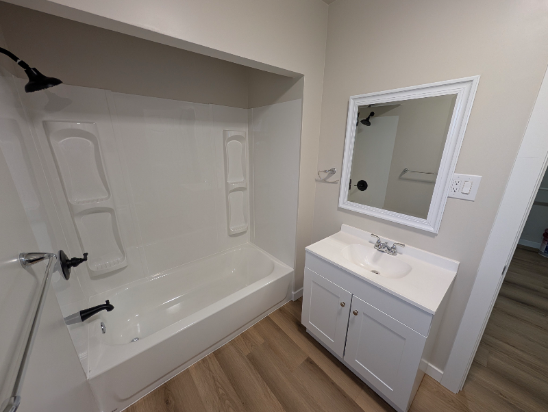 1705 Lombard Ave #1707 - Photo 5 of 15