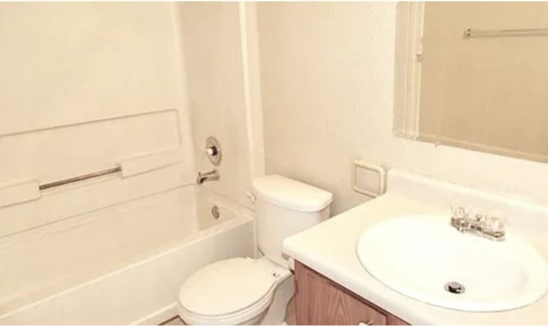 7422 Radford Trl - Photo 7 of 13