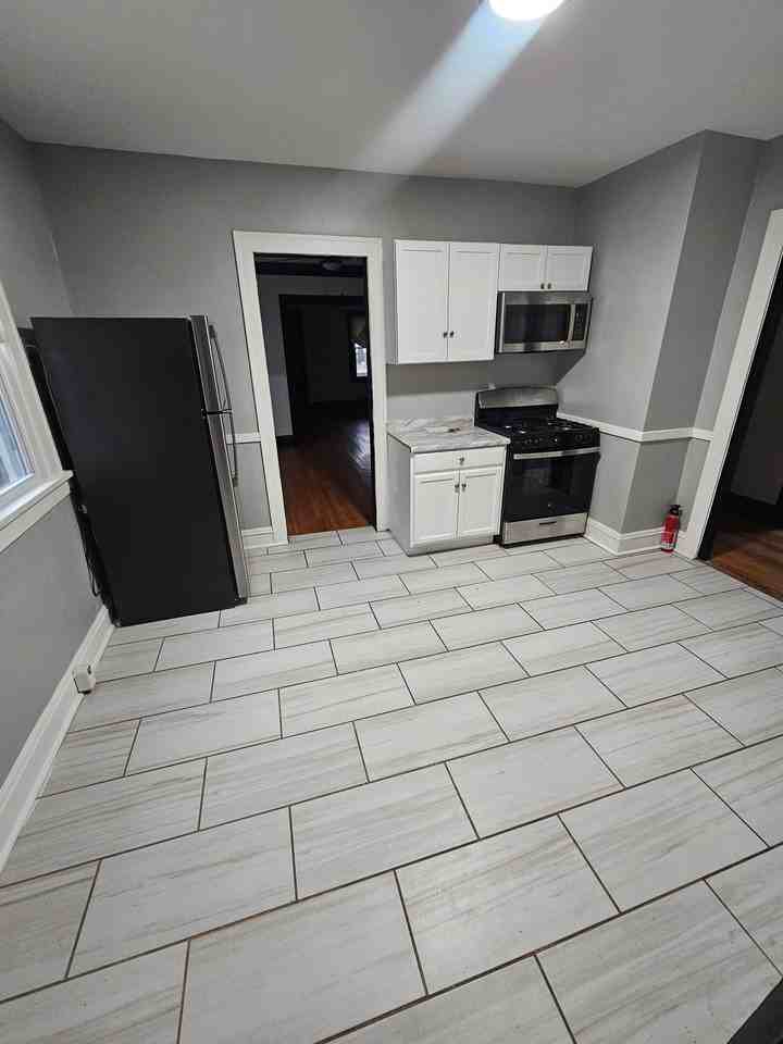 4280 E 124th St #1 - Photo 2 of 15