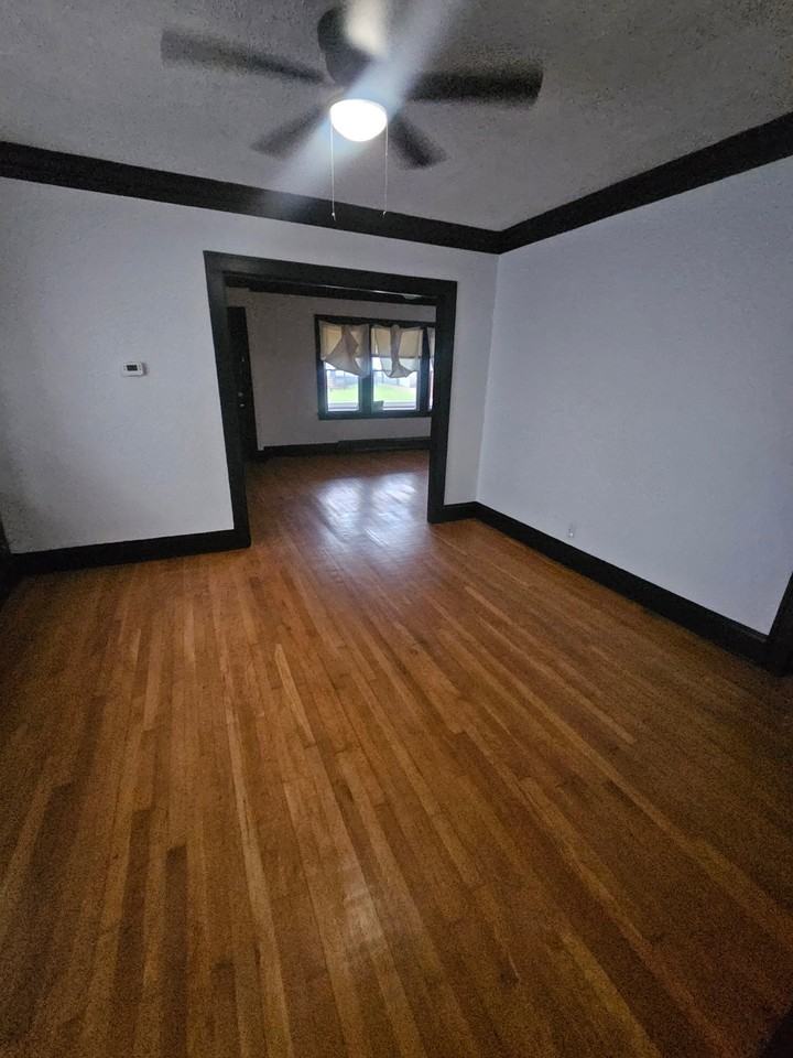 4280 E 124th St #1 - Photo 6 of 15
