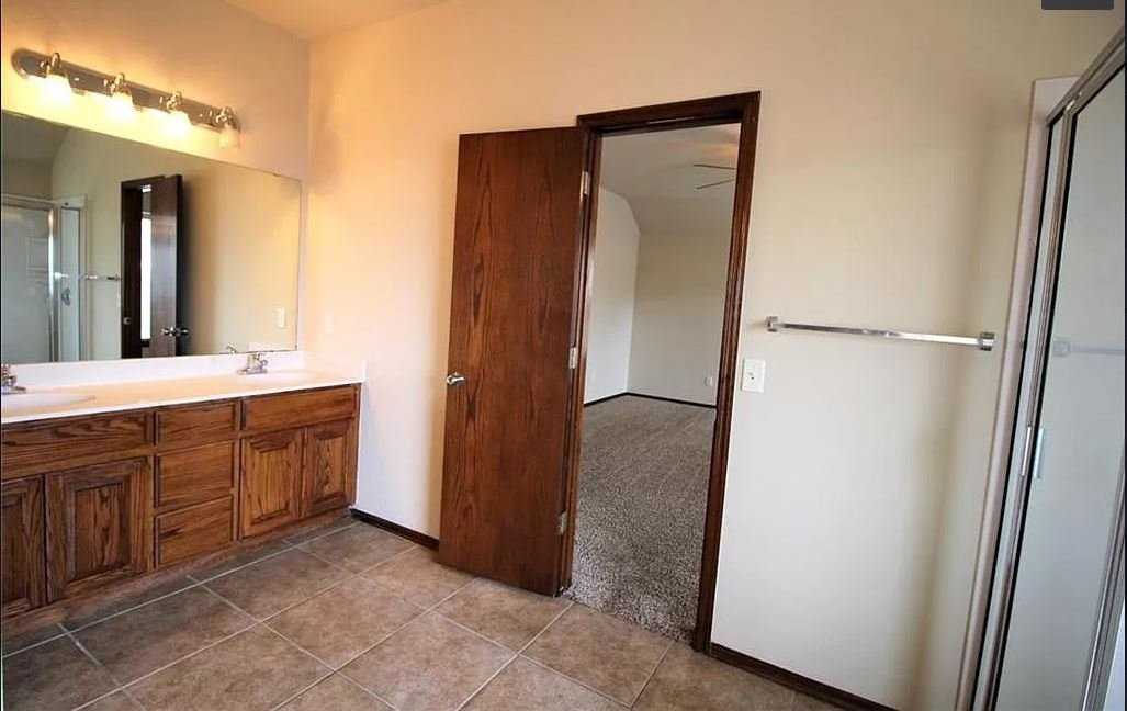 2017 Nw 176th Ter - Photo 5 of 13