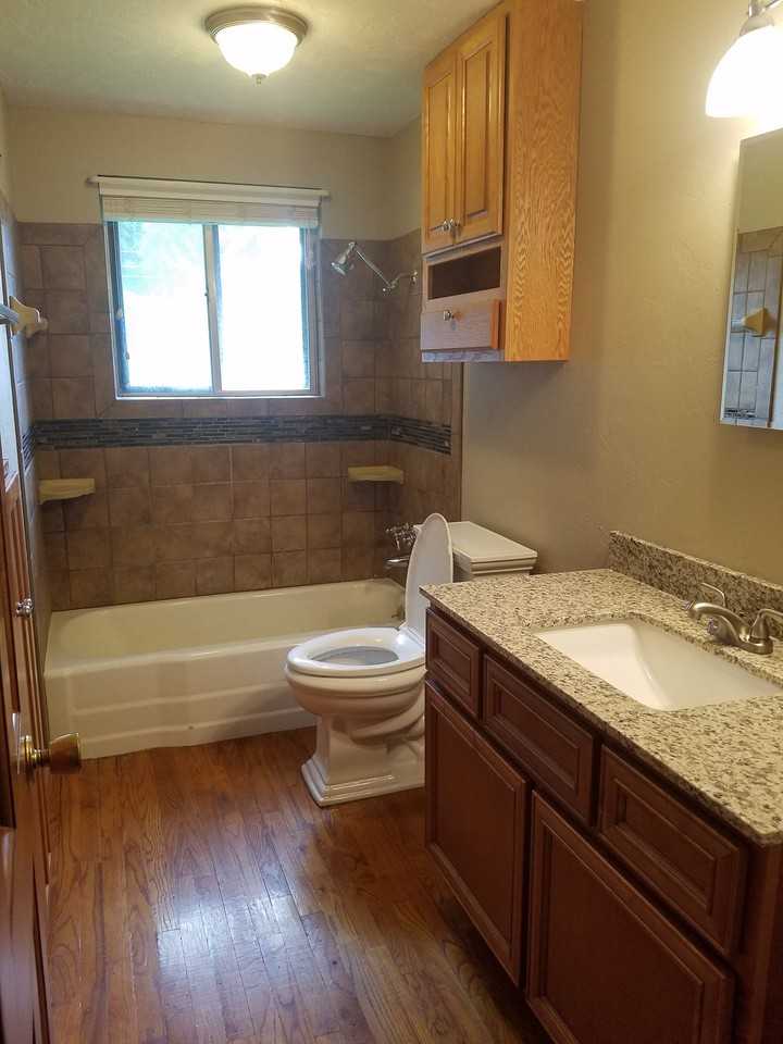 4816 Michael Dr - Photo 4 of 15