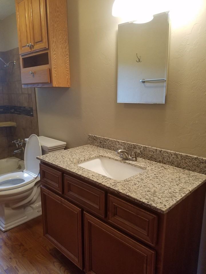 4816 Michael Dr - Photo 5 of 15