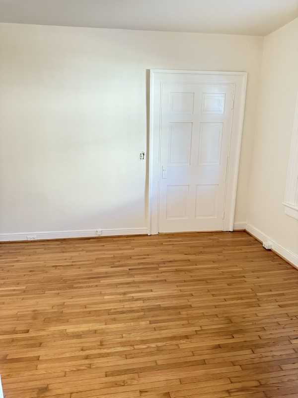 54 Main St #A - Photo 3 of 5