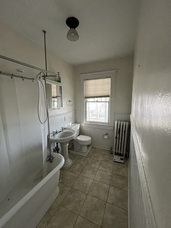 310 Oakley St #2 - Photo 2 of 9