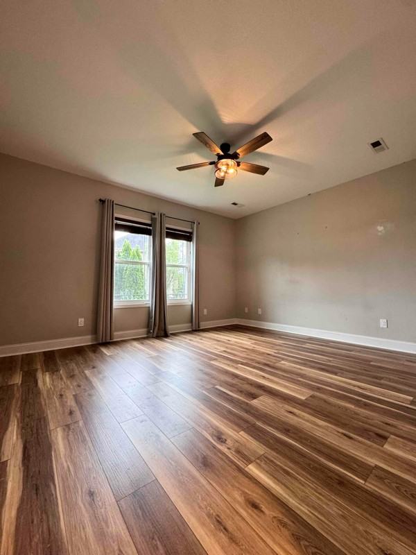 804 Commonwealth Ave - Photo 4 of 16