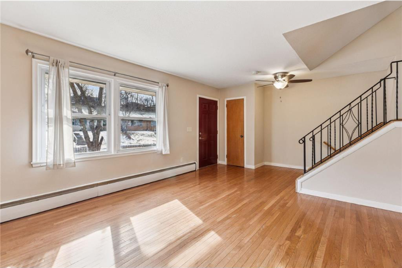 1241 Circle Terrace Blvd Ne #1241 - Photo 3 of 16