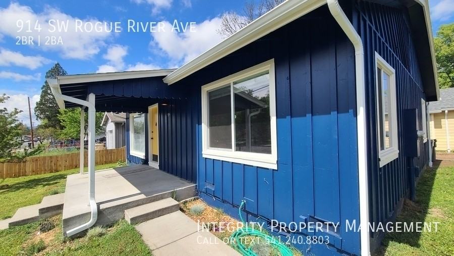914 Sw Rogue River Ave - Photo 6 of 27