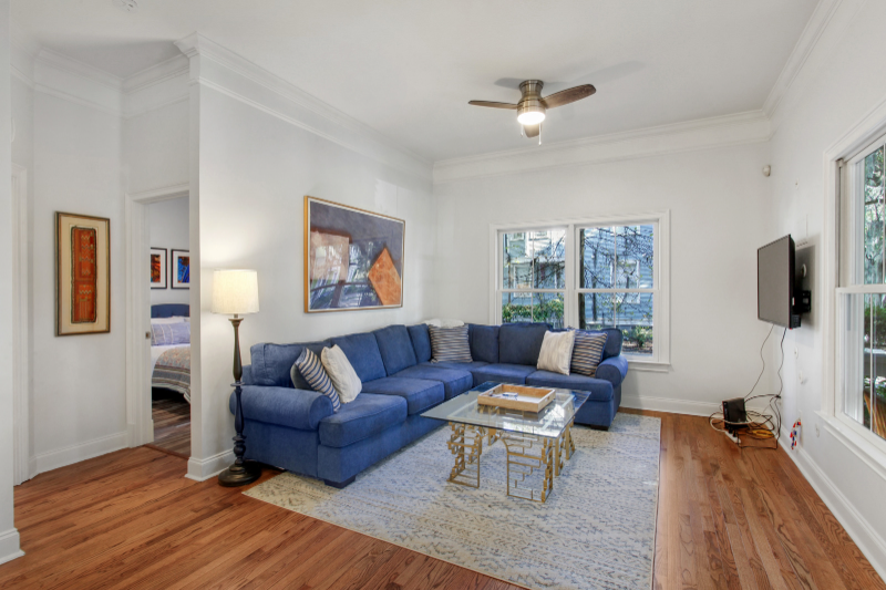 102 W 36th St - Photo 2 of 20