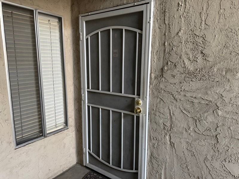 12716 Lakeshore Dr #C - Photo 2 of 11