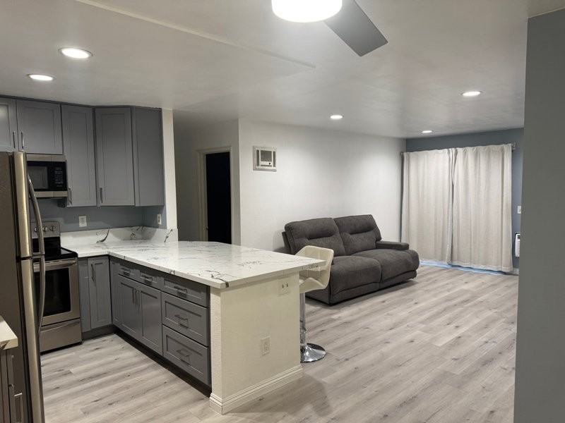 12716 Lakeshore Dr #C - Photo 5 of 11