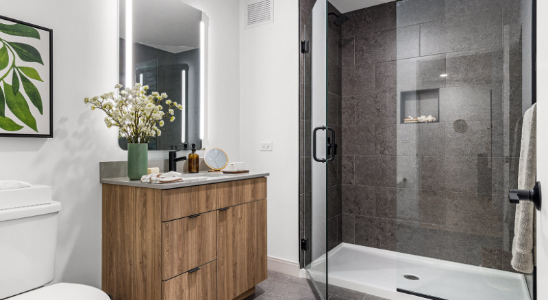 209 E Grand Ave - Photo 6 of 9