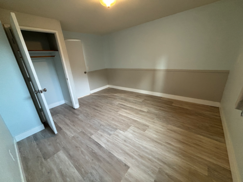 2950B Sw Beach Ave - Photo 4 of 4