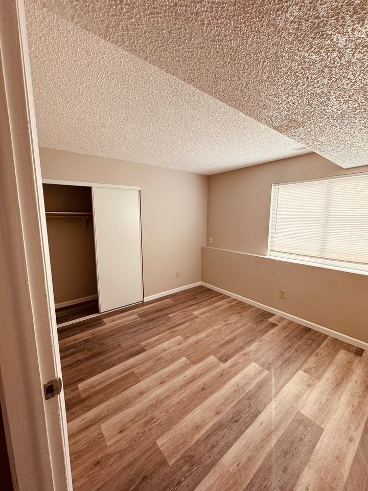 3310 Cochran Dr #D - Photo 6 of 8