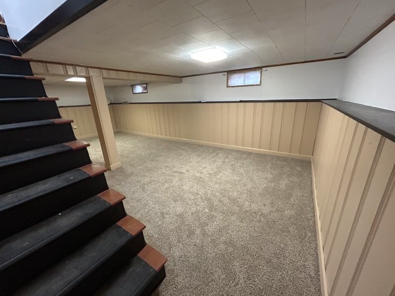 1231 Hilldale Rd - Photo 4 of 16