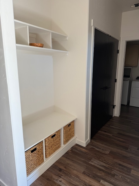 2746 Storm Ave - Photo 4 of 19