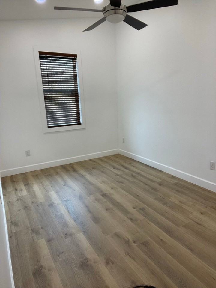 21 Cody St #B - Photo 7 of 16