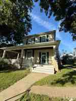 featured image of 412 N Church St #3