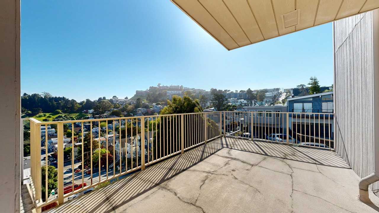 2031 Castro St #22 - Photo 5 of 15