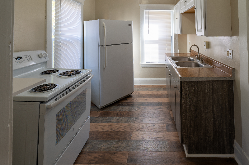 1171 La Croix Ave #2 - Photo 3 of 12