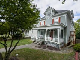 featured image of 1411 Clarke Ave Sw #2