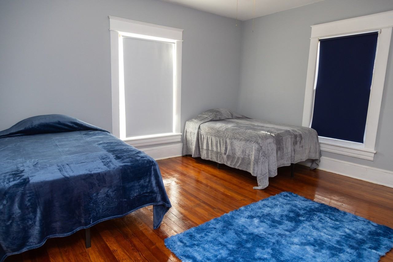 1411 Clarke Ave Sw #2 - Photo 5 of 11