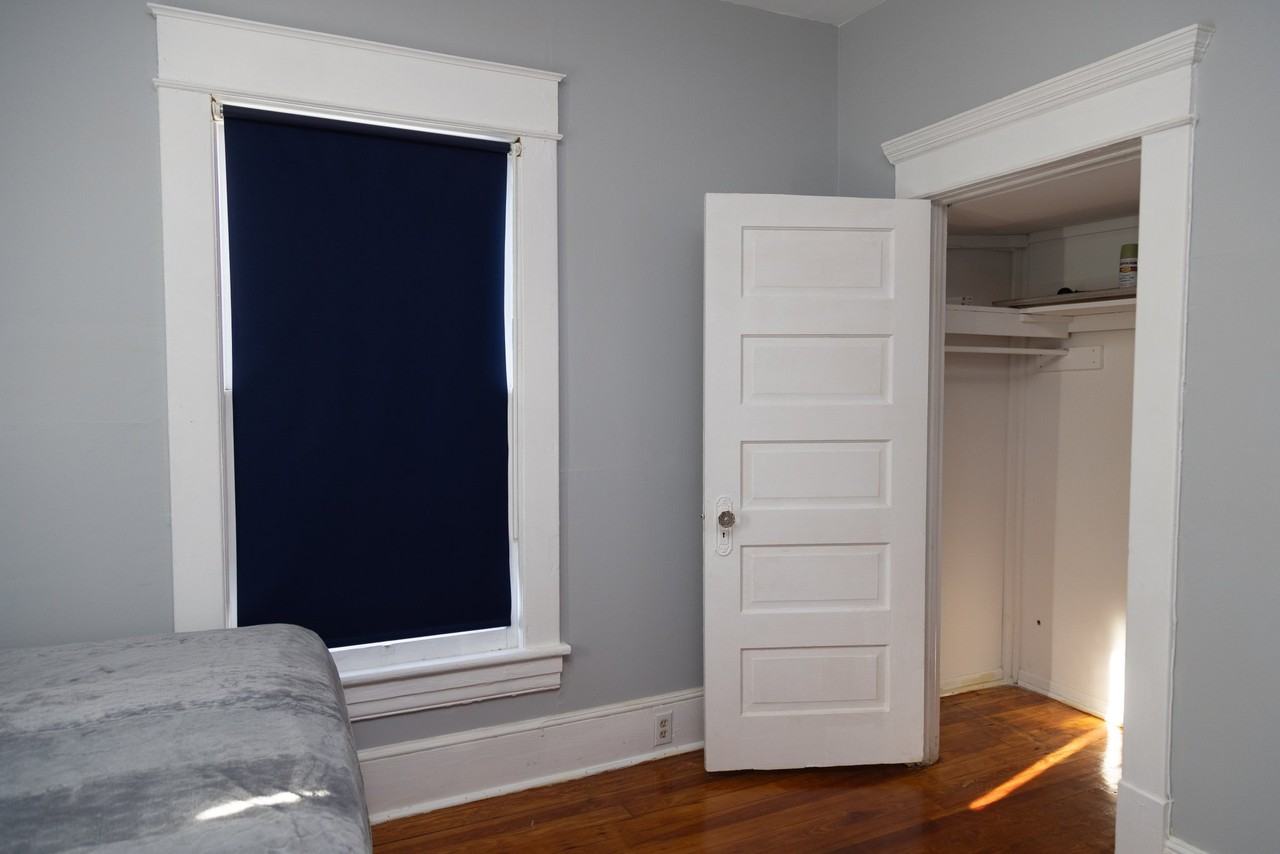 1411 Clarke Ave Sw #2 - Photo 6 of 11