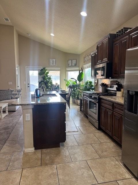 6615 Colony Rd - Photo 7 of 29