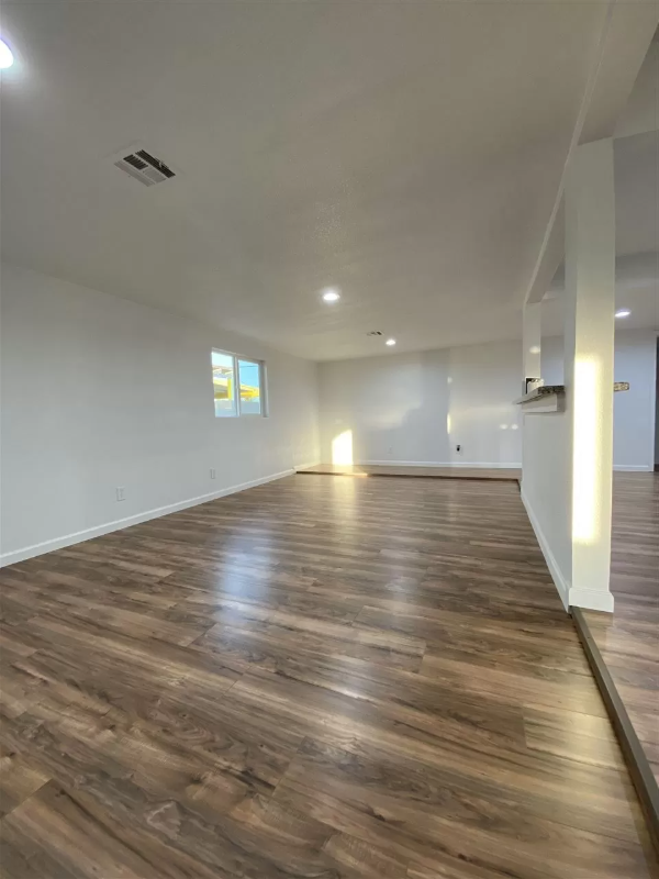 2533 S Olivia Ave - Photo 4 of 8