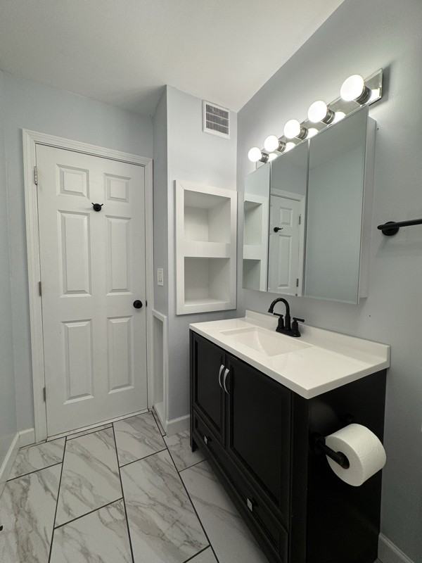 3303 Johnson St Ne - Photo 6 of 10