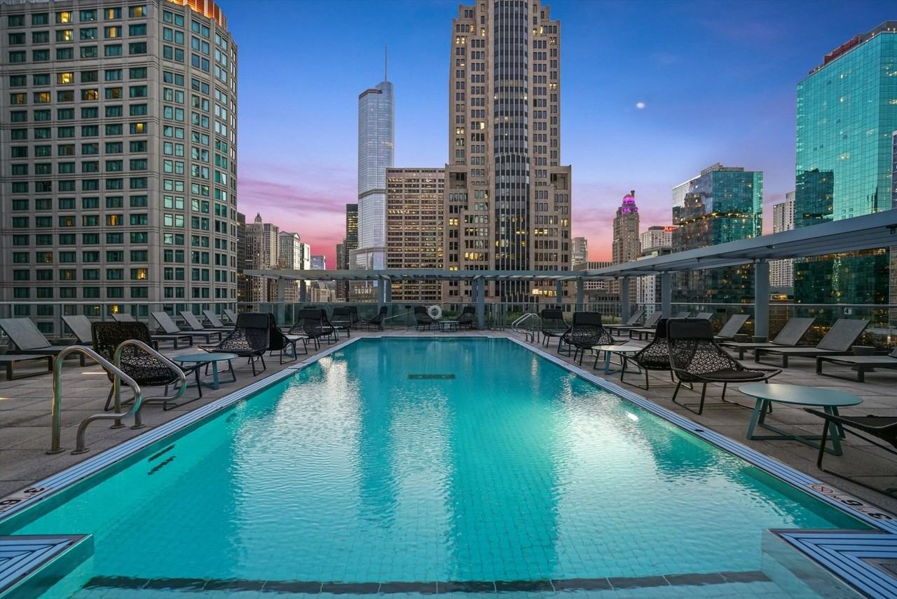 352 E North Water St - Photo 7 of 19