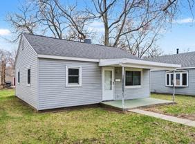 613 N Ashland Ave - Photo 1 of 1